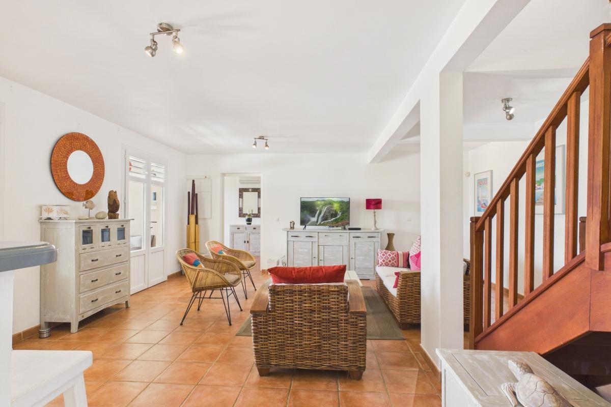 Location villa 6 personnes martinique vue salon télé